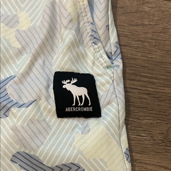 Abercrombie & Fitch Kids Camouflage Shorts - Blue and Cream - Picture 2 of 3